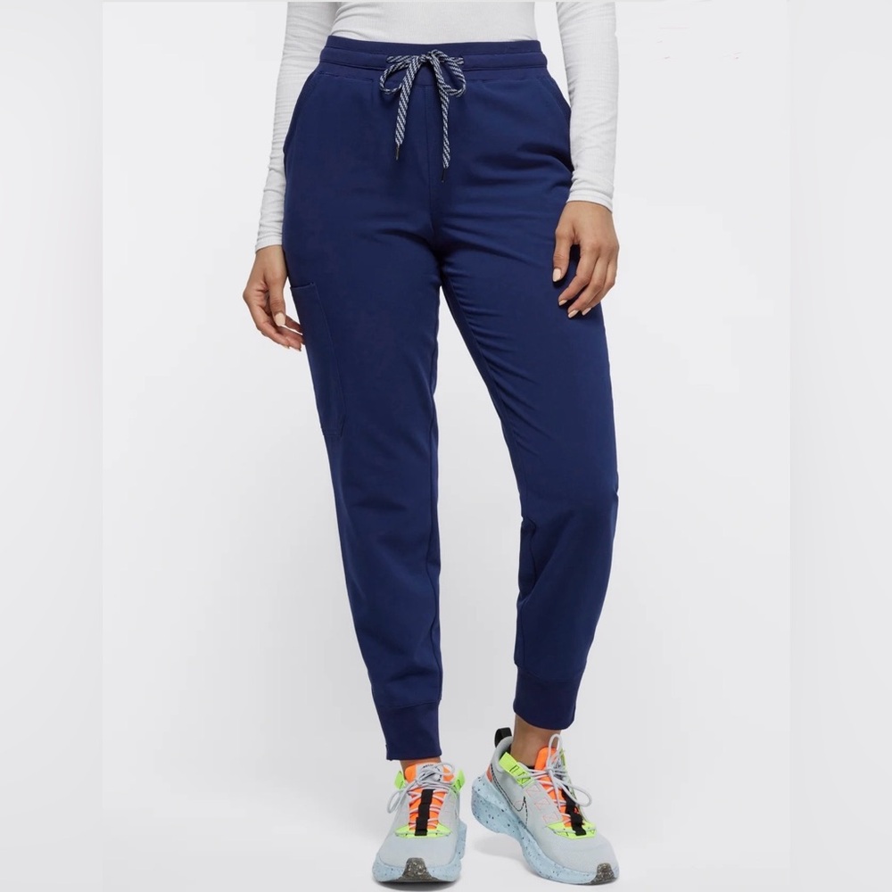 Jaanuu scrub pants, Medium
